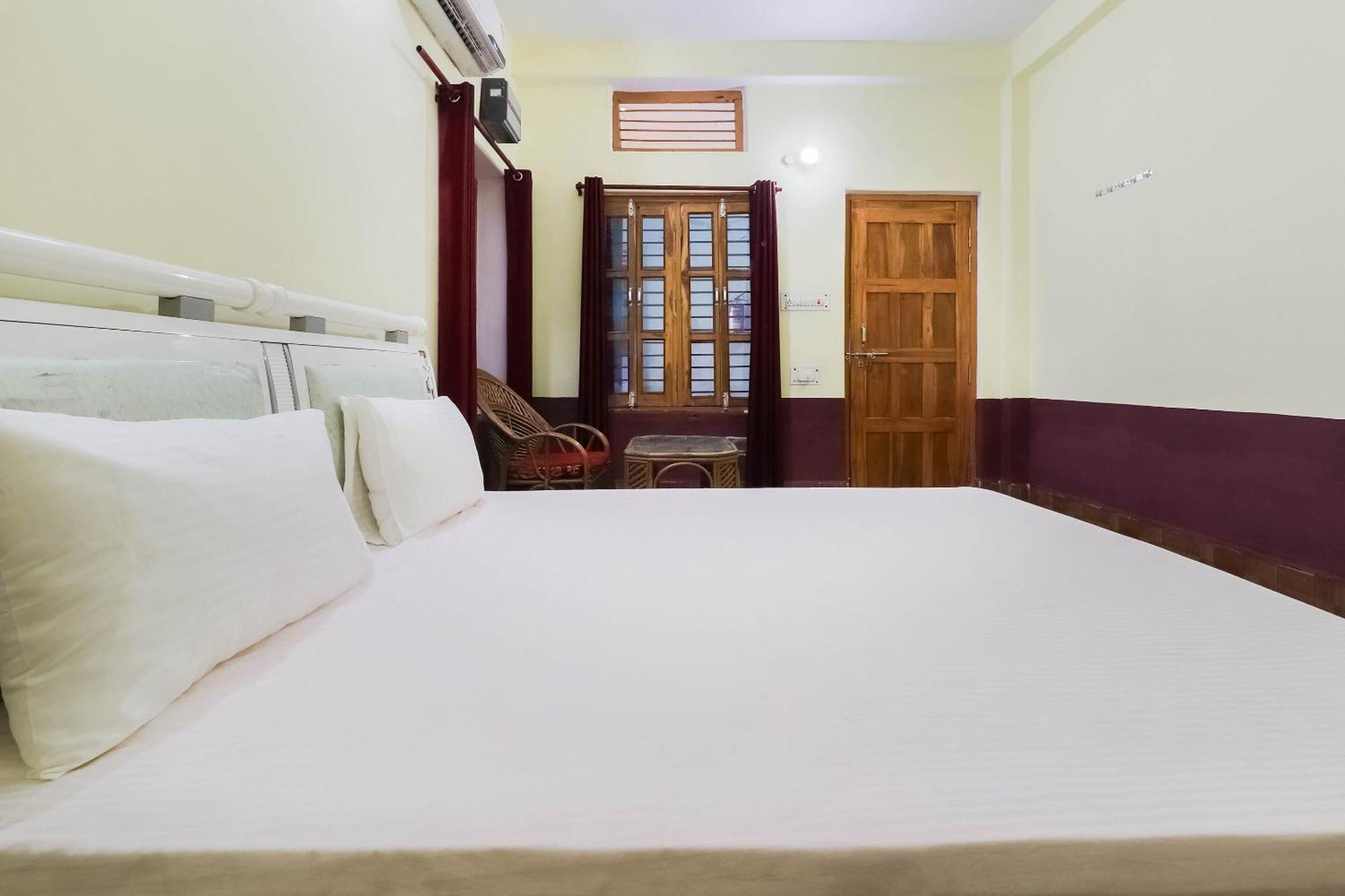 Hotel O Jyotish House Ayodhya Exterior foto