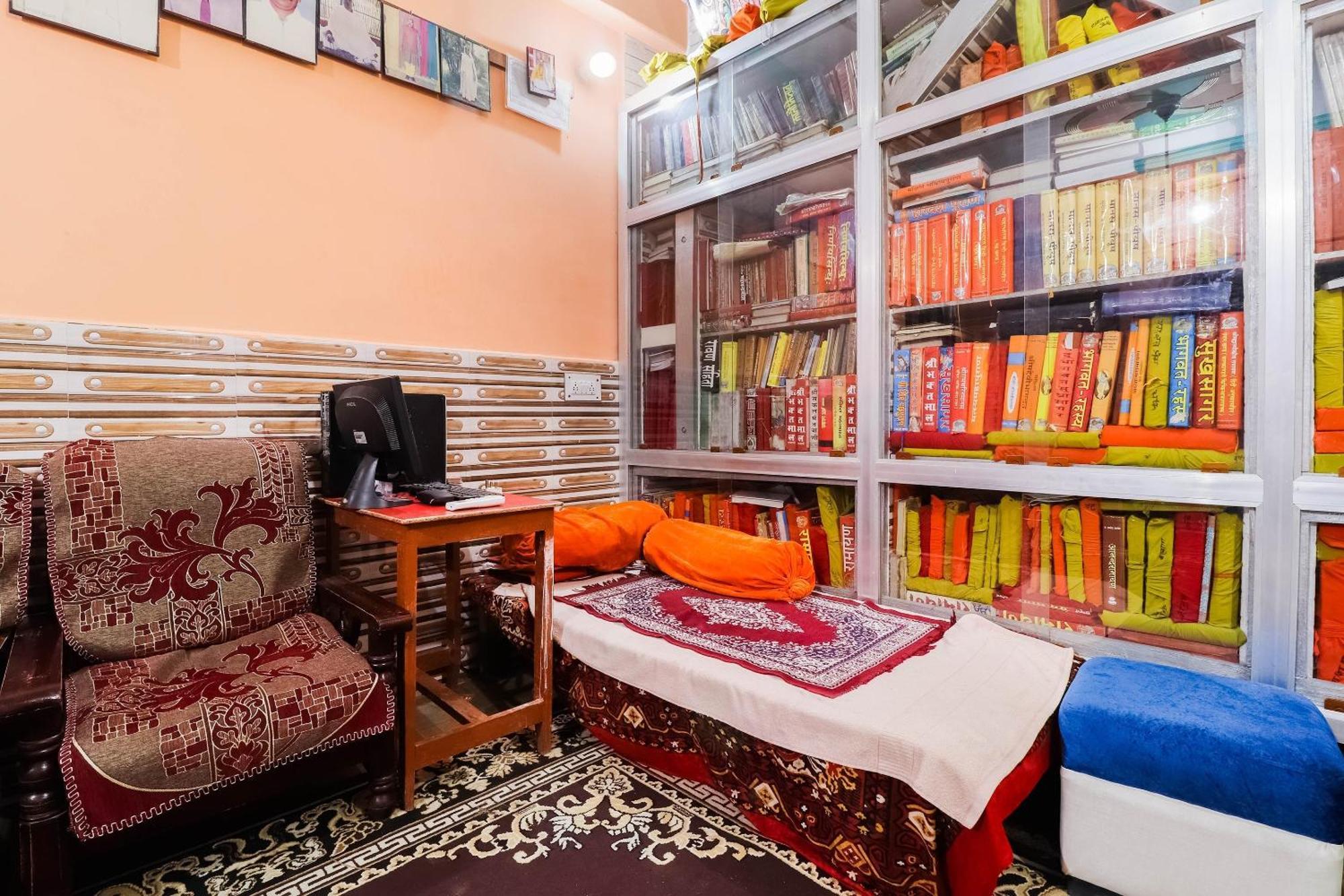 Hotel O Jyotish House Ayodhya Exterior foto